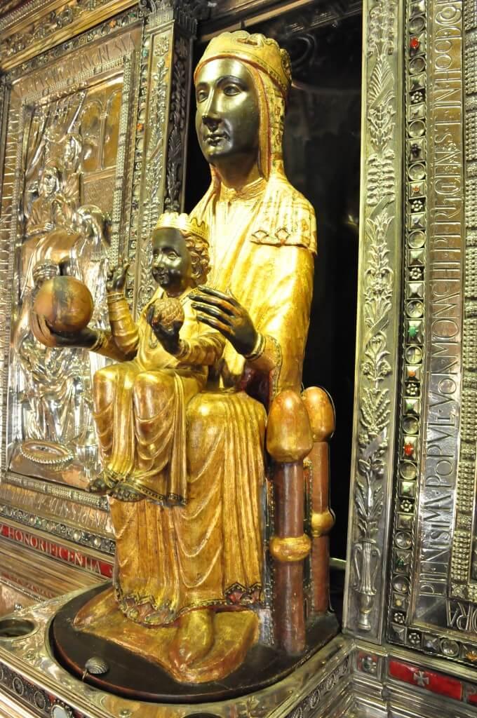 Virgen de Montserrat